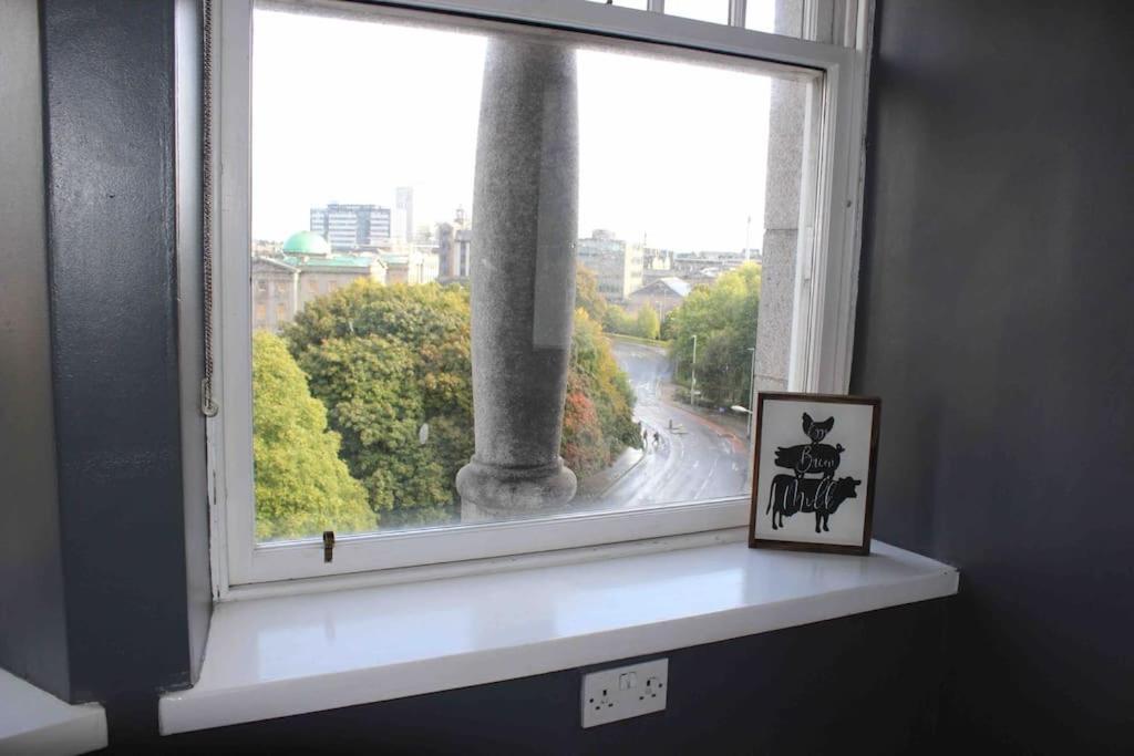 Executive Top Floor 1 Bedroom Apartment Aberdeen Extérieur photo